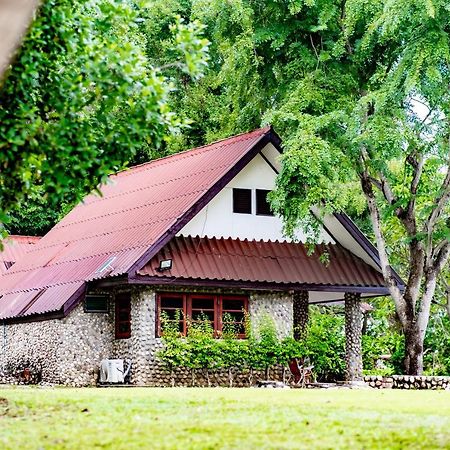 Nan Waterside Hong Bon Nern Bed & Breakfast Екстериор снимка