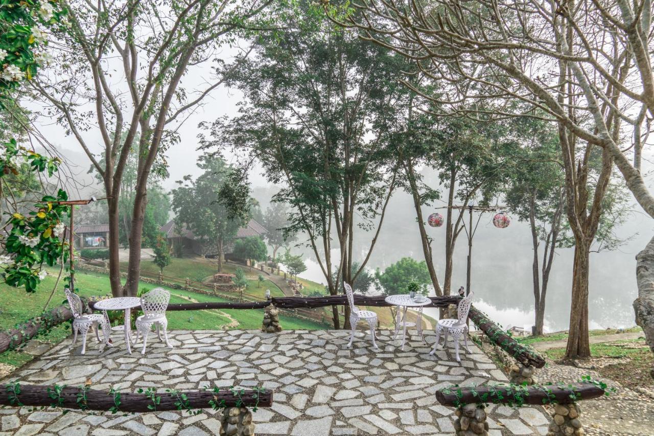 Nan Waterside Hong Bon Nern Bed & Breakfast Екстериор снимка