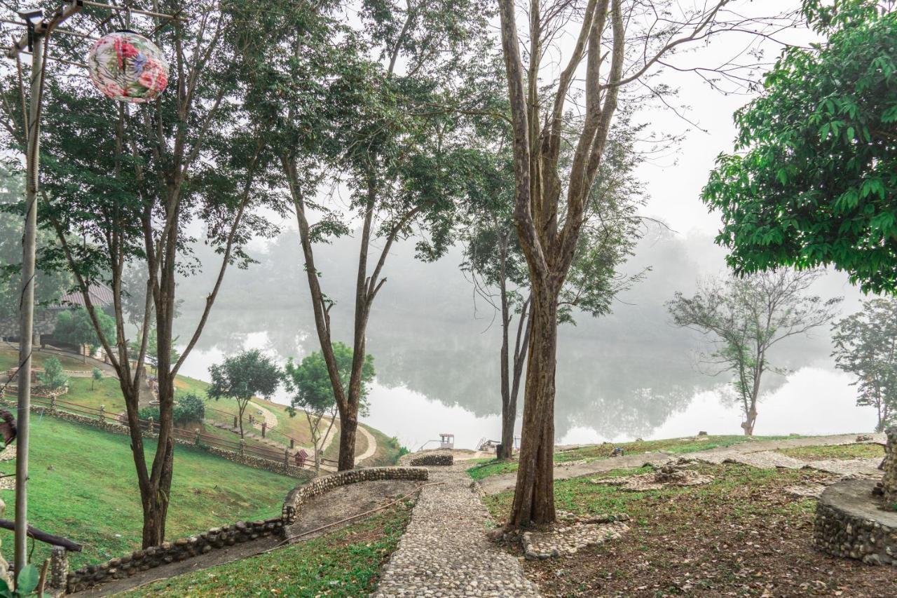 Nan Waterside Hong Bon Nern Bed & Breakfast Екстериор снимка